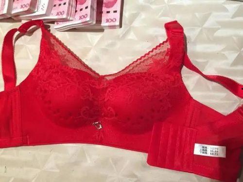 内衣大作在线观看,揭秘时尚与艺术的完美融合 第1张 内衣大作在线观看,揭秘时尚与艺术的完美融合 第1张